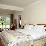 Milltown House 5* دينغل