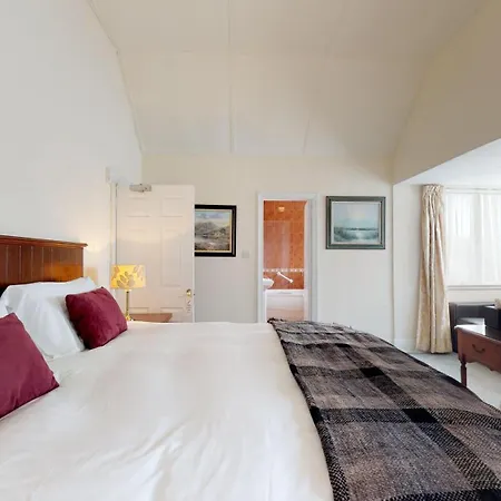 فندق Milltown House